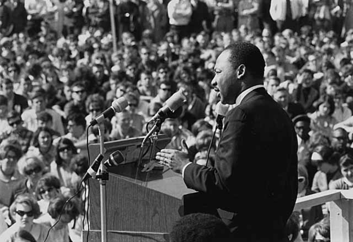 King speaking to an anti-Vietnam war rally at the University of Minnesota in St. Paul, April 27, 1967.