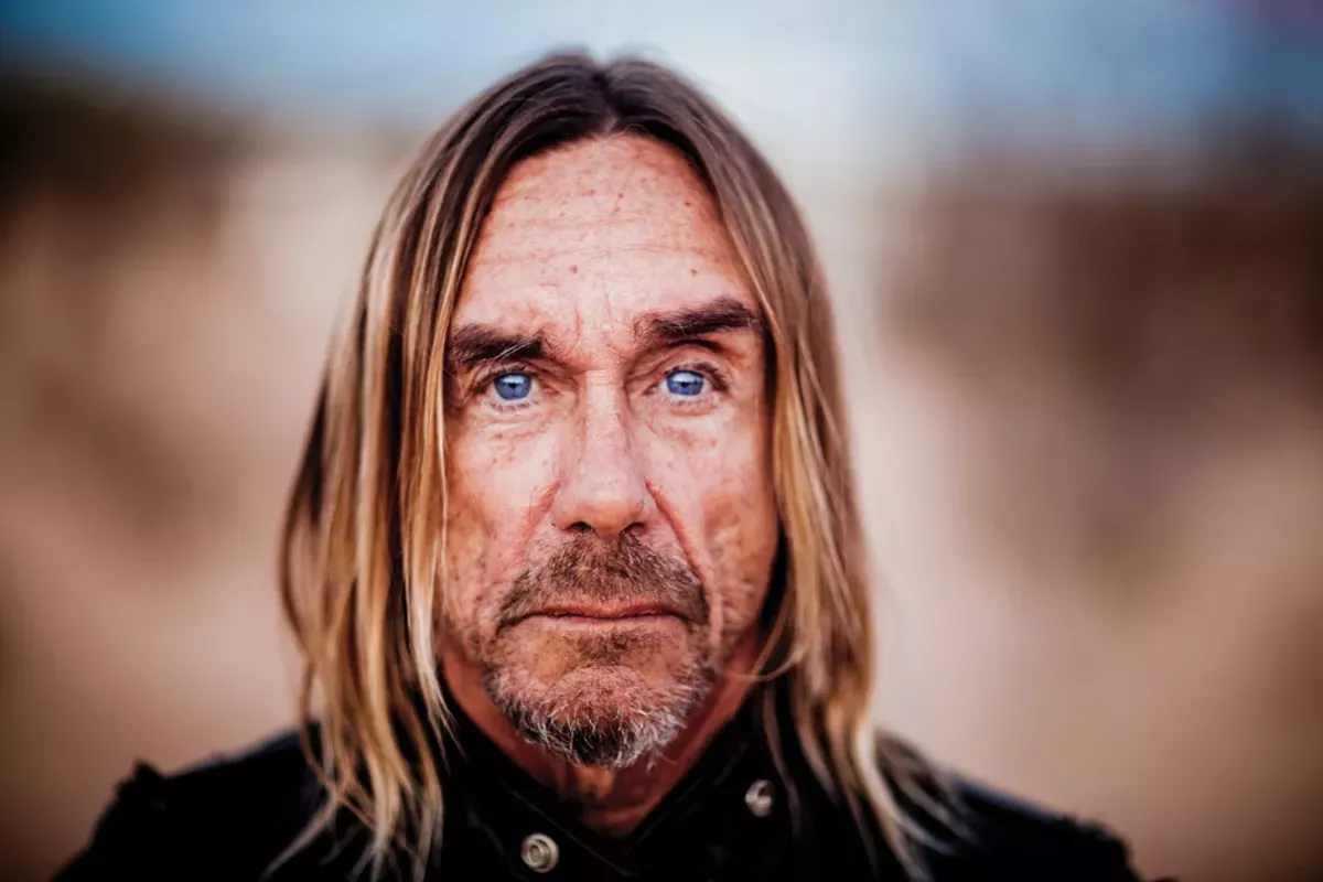 Iggy’s supergroup, photographer meet in the desert