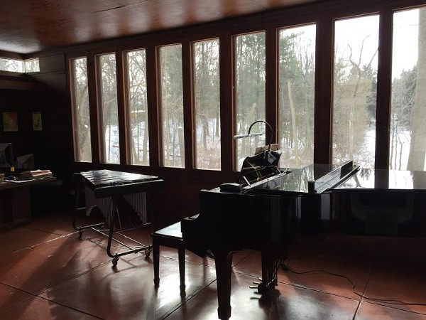 This fully restored Frank Lloyd Wright house in Okemos is for sale for ...