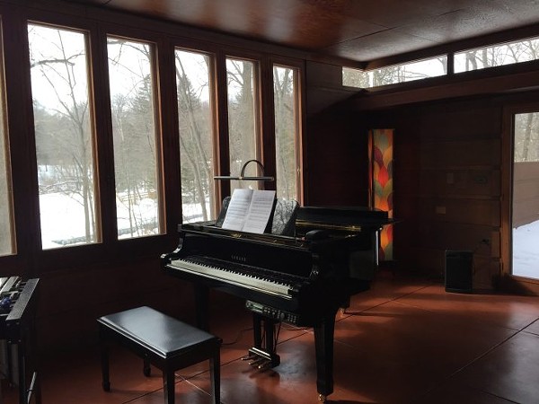 This fully restored Frank Lloyd Wright house in Okemos is for sale for ...