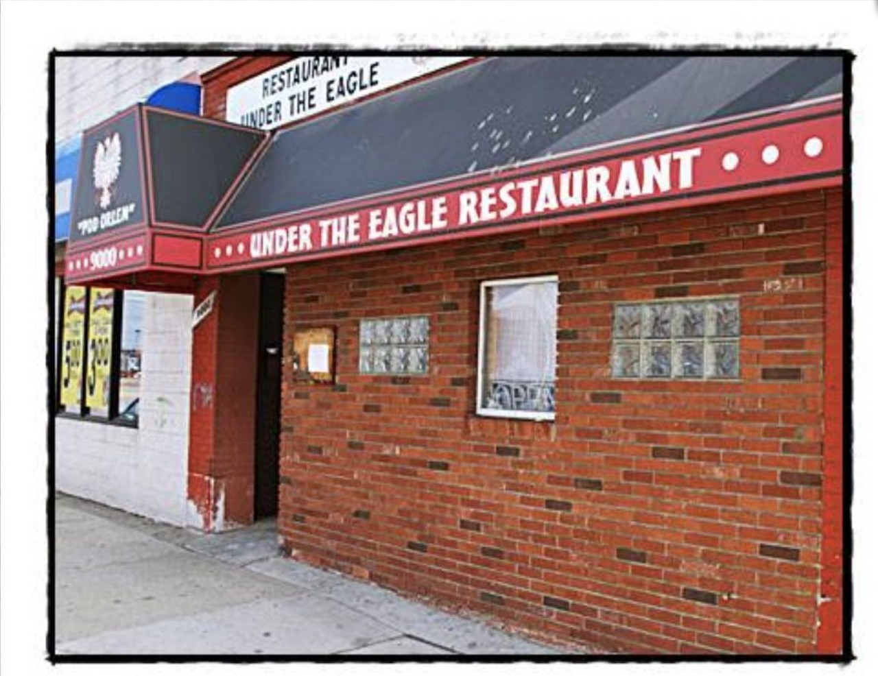 Under the  Eagle
Is your favorite Hamtramck Polish restaurant Polonia or Polish Village? Ours was Under The Eagle but sadly it closed in 2011. 
Photo via, Hamtramck Review  
