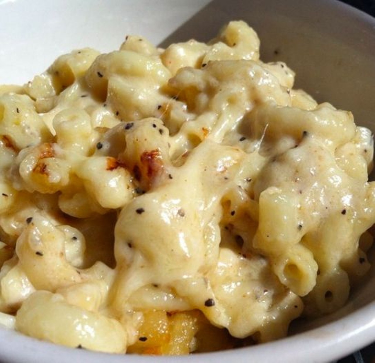 Zingerman&#146;s Delicatessen
422 Detroit St., Ann Arbor
734-663-3354
The Food Network&#146;s Alton Brown once called Zingerman&#146;s mac, &#147;America&#146;s Best Comfort Food.&#148; It&#146;s Italian macaroni covered in Vermont cheddar and Swiss Emmental cheeses.
Photo via Foodspotting user Foodangel.</em