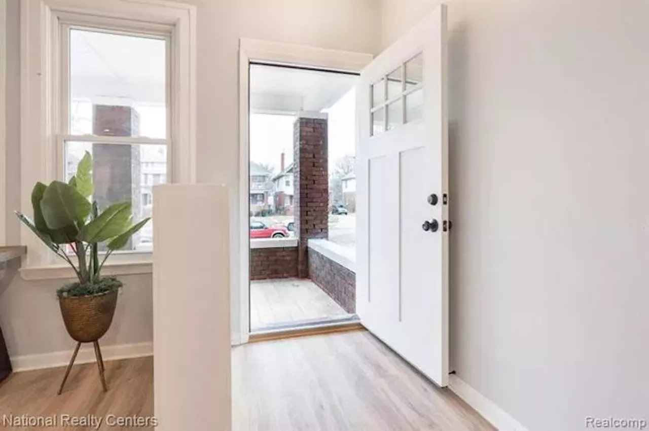 This modern paradise in LaSalle Gardens has a badass attic Detroit