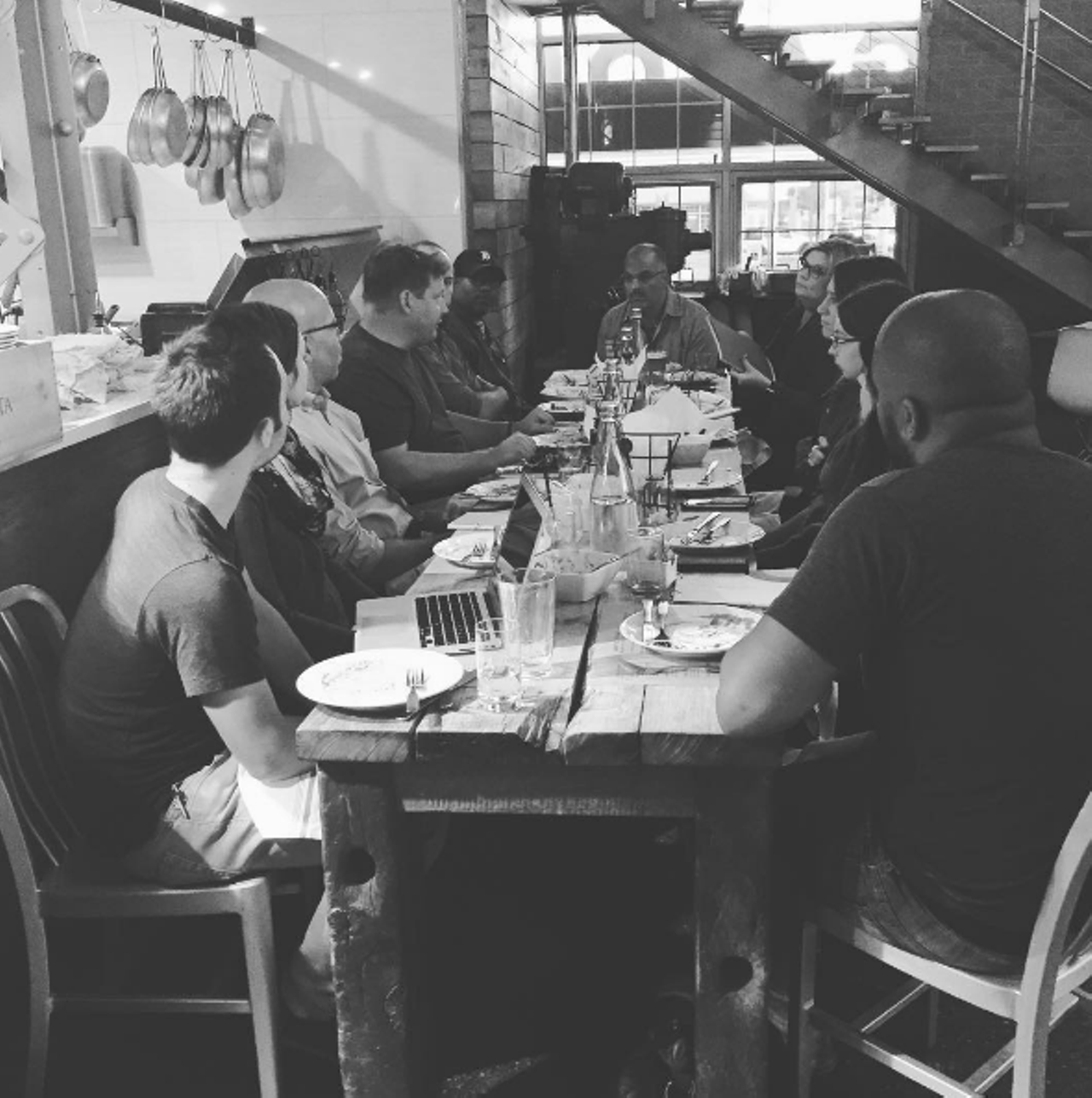 24 metro Detroit bars that are perfect for large groups Detroit