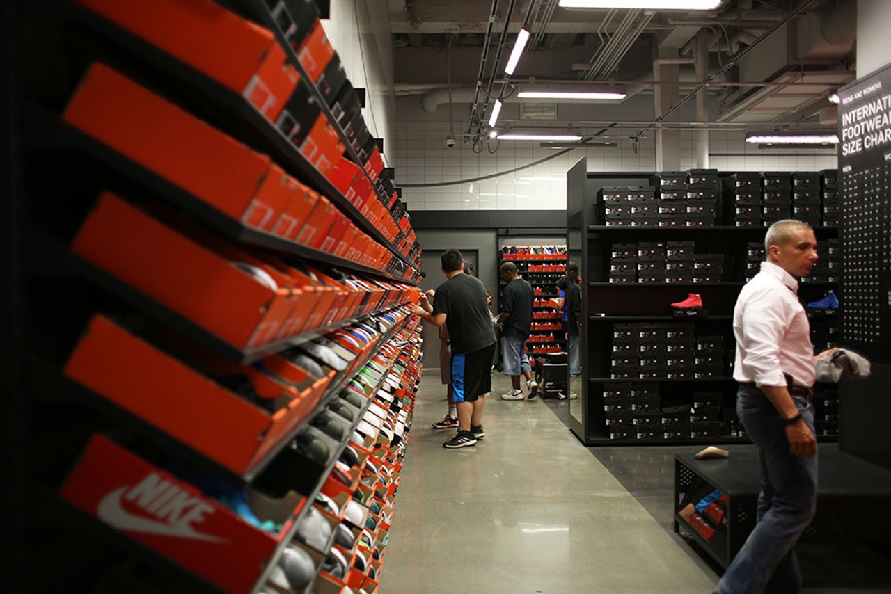 nike outlet detroit