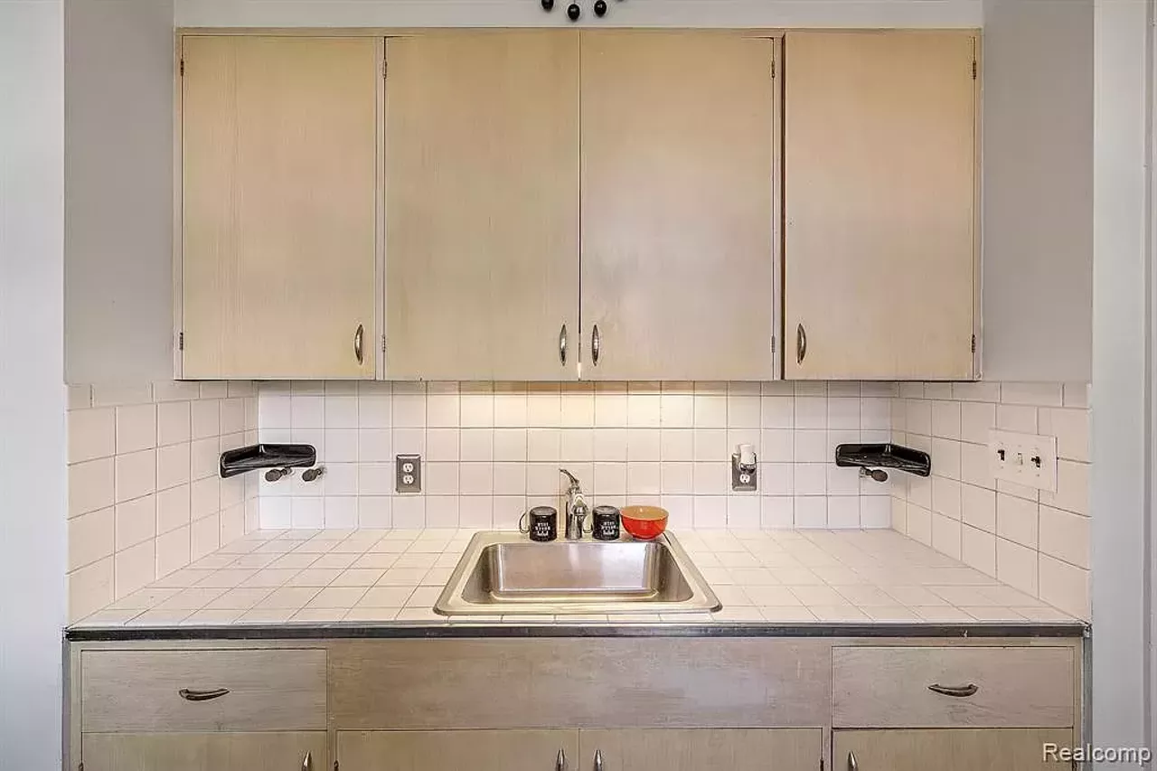 Former Detroit dentist’s office designed by World Trade Center