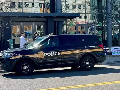 Image: Wayne State stops students, faculty from holding pro-Palestinian vigil