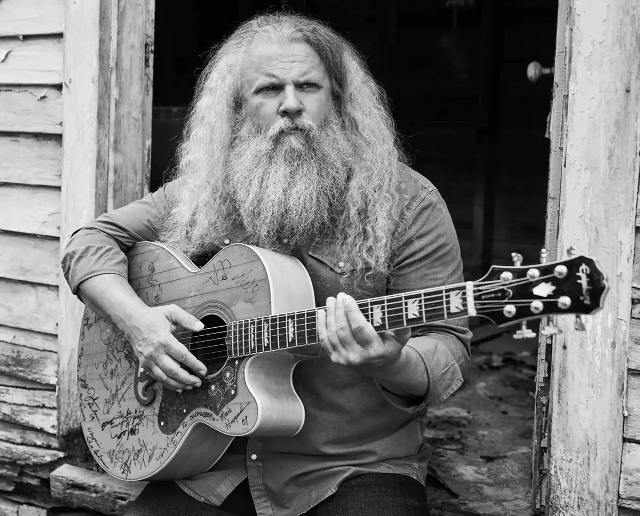 Jamey Johnson As part of its 40th anniversary celebrations, Detroit’s Aretha Franklin Amphitheatre is branching out into other genres of music. This show is headlined by the Alabama-born and Grammy-winning country singer Jamey Johnson, whose deep baritone and raw songwriting have drawn comparisons to other outlaw country acts. Local artist Audrey Ray opens. Doors at 7 p.m. on Friday, June 13 at the Aretha Franklin Amphitheatre; 2600 Atwater St., Detroit; thearetha.com. Tickets are $39-$139.