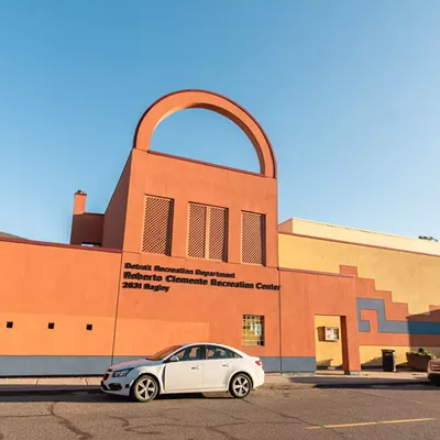 Clemente Recreation Center 2631 Bagley, Detroit; 313-224-0228; detroit.mi.gov This Detroit recreation center offers both afternoon and evening hours. Located in the gym, the courts are open from 2-3 p.m on Tuesdays and Thursdays and 6-8 p.m. on Wednesdays.