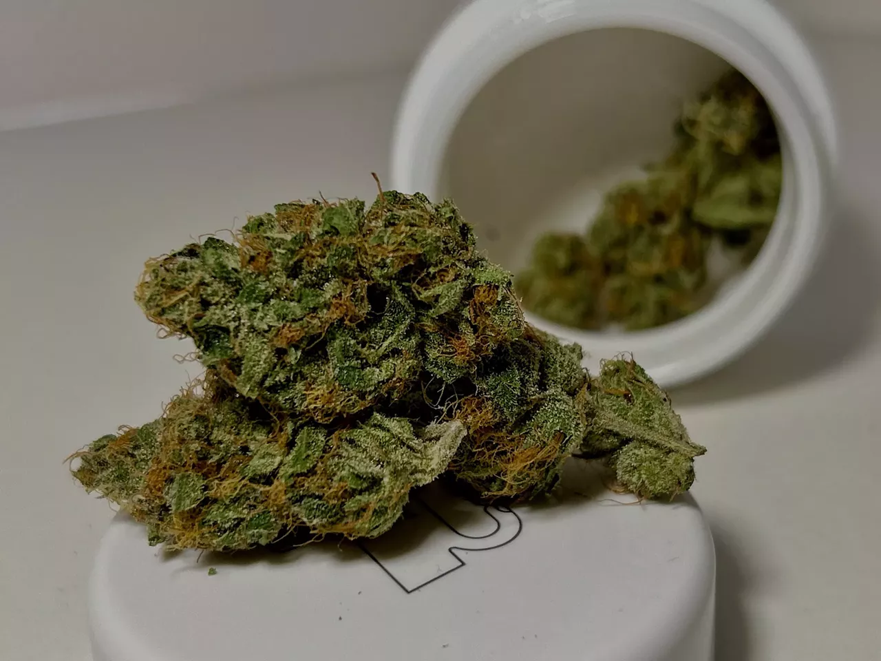For social summer nights: 710 Labs may be known for its live rosin, but their flower deserves more attention. The Colorado-based company only uses colas for their flower, and it shows. The SB36 buds are large and covered in thick trichomes, and the flavor is delicious — a sweet combination of orange, Starburst candy, and funk. This cross between Starburst OG and ’97 KC36 keeps me chatty, relaxed, and energized, perfect for long summer nights with music, friends, and maybe a bonfire.